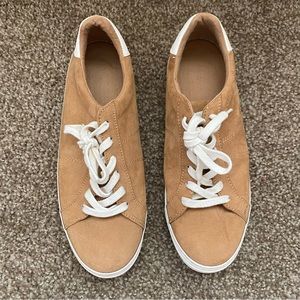 ☀️ Tan Sneakers - Old Navy - Size Women’s 8